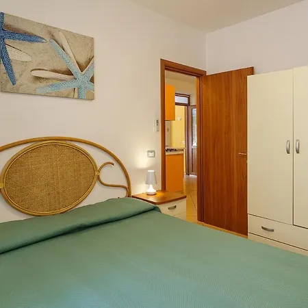 Ambra - Preziosa Santa Maria di Castellabate