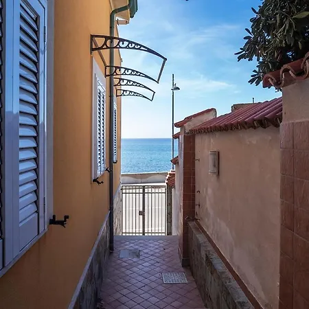 Ambra - Preziosa Santa Maria di Castellabate